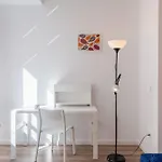 Spacious Clean & Colorful Quiet Zone Διαμέρισμα